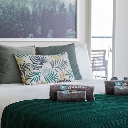 Higuests - Cozy Studio With Panoramic Views On The Lake Apartment Dubai Ngoại thất bức ảnh